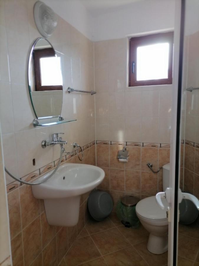 Ivet Guest House Obzor Eksteriør billede